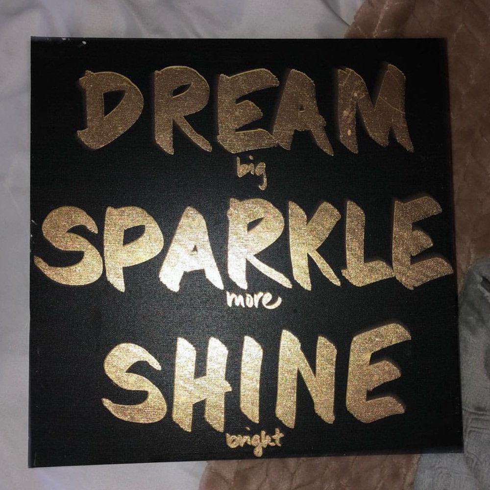 Canvas Decor